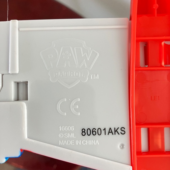 PAW PATROL Lookout Playset with Marshall & Rubble Action Figures - Picture 12 of 16